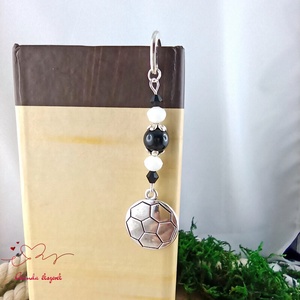 Focilabdás könyvjelző tesitanárnak � köszönetajándék pedagógusnapra és évzáróra - könyv & zene - könyvjelző - Meska.hu