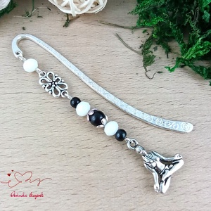 Fekete�fehér jógás könyvjelző � egyedi, kézműves ajándék jógázóknak - Meska.hu