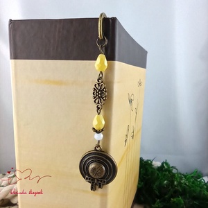 Vintage kalapos könyvjelző � egyedi, kézműves ajándék olvasóknak - könyv & zene - könyvjelző - Meska.hu