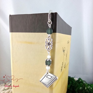 Szürke könyv charmos könyvjelző � pedagógusnapi és évzáró ajándék - könyv & zene - könyvjelző - Meska.hu