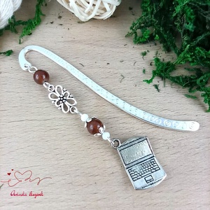 Barna laptop könyvjelző � kézzel készült ajándék tanárnak, pedagógusnak - könyv & zene - könyvjelző - Meska.hu