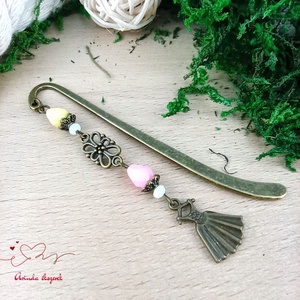 Ruhás könyvjelző � elegáns, kézműves ajándék olvasóknak, Könyv & Zene, Könyvjelző, Ékszerkészítés, Gyöngyfűzés, gyöngyhímzés, MESKA