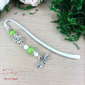 Szitakötő charm könyvjelző óvónéninek évzáróra � zöld gyöngyökkel, Könyv & Zene, Könyvjelző, Ékszerkészítés, Gyöngyfűzés, gyöngyhímzés, MESKA