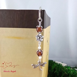 Szitakötő charm könyvjelző óvónéninek évzáróra � barna gyöngyökkel - könyv & zene - könyvjelző - Meska.hu