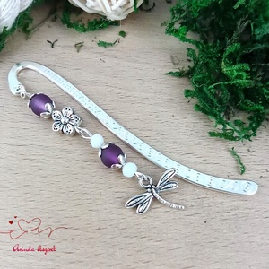 Szitakötő charm könyvjelző óvónéninek évzáróra � lila gyöngyökkel - Meska.hu