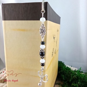 Sztetoszkóp charm könyvjelző � fekete gyöngyökkel, egészségügyi dolgozóknak - könyv & zene - könyvjelző - Meska.hu