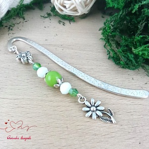 Virágos könyvjelző nőnapra � zöld gyöngyökkel, kézzel készült ajándék - Meska.hu