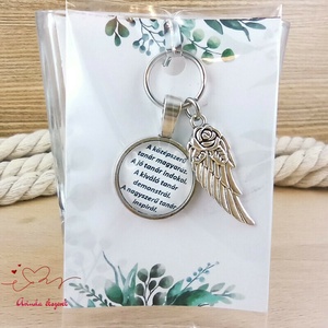 Angyalszárny medálos üveglencsés kulcstartó pedagógusnapra - Meska.hu