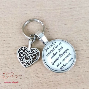 Szív medálos üveglencsés kulcstartó pedagógusnapra - táska & tok - kulcstartó & táskadísz - kulcstartó - Meska.hu