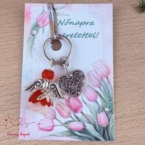 Nőnapi ajándék - piros angyal kulcstartó ajándékkártyával, választható medállal és kártyával - Meska.hu