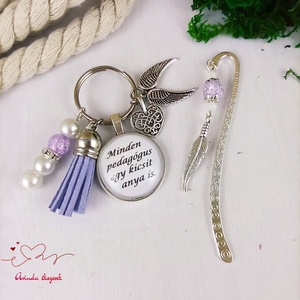 Minden pedagógus egy kicsit anya is levendula kulcstartó és üveglencsés könyvjelző szett - táska & tok - kulcstartó & táskadísz - kulcstartó - Meska.hu