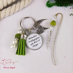 Minden pedagógus egy kicsit anya is olivazöld kulcstartó és üveglencsés könyvjelző szett - táska & tok - kulcstartó & táskadísz - kulcstartó - Meska.hu