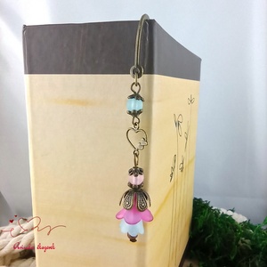 Pink-kék virágos könyvjelző - könyv & zene - könyvjelző - Meska.hu