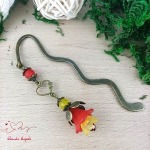 Piros-sárga virágos könyvjelző - Meska.hu