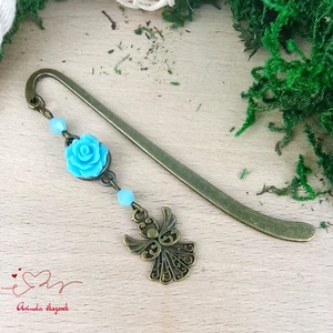 Világoskék rózsás könyvjelző - Anyák napi apró figyelmesség #9, Könyv & Zene, Könyvjelző, Ékszerkészítés, Gyöngyfűzés, gyöngyhímzés, MESKA