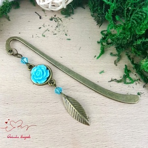 Világoskék rózsás könyvjelző - Anyák napi apró figyelmesség #10, Könyv & Zene, Könyvjelző, Ékszerkészítés, Gyöngyfűzés, gyöngyhímzés, MESKA