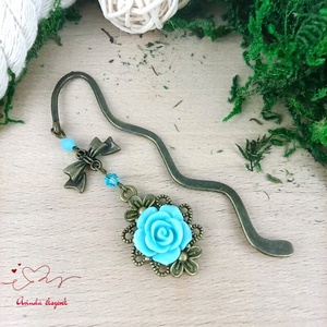 Világoskék rózsás könyvjelző - Anyák napi apró figyelmesség #3, Könyv & Zene, Könyvjelző, Ékszerkészítés, Gyöngyfűzés, gyöngyhímzés, MESKA