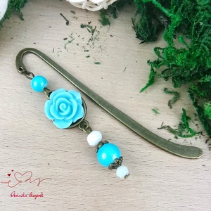 Világoskék rózsás könyvjelző - Anyák napi apró figyelmesség #12, Könyv & Zene, Könyvjelző, Ékszerkészítés, Gyöngyfűzés, gyöngyhímzés, MESKA