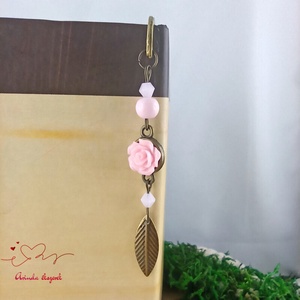 Rózsaszín rózsás könyvjelző - Anyák napi apró figyelmesség #23 - könyv & zene - könyvjelző - Meska.hu