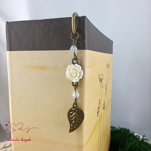 Rózsaszín rózsás könyvjelző - Anyák napi apró figyelmesség #32 - könyv & zene - könyvjelző - Meska.hu