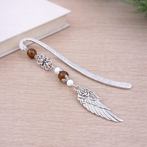 Angyalszárnyas könyvjelző - évzáró ajándék ballagásra, év végi köszönetként barna színben, Könyv & Zene, Könyvjelző, Ékszerkészítés, Gyöngyfűzés, gyöngyhímzés, MESKA