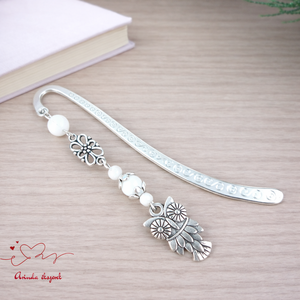 Bagoly könyvjelző fehér gyöngyökkel � kézműves ajándék olvasóknak és tanároknak - Meska.hu