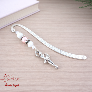 Balerina könyvjelző rózsaszín-fehér gyöngyökkel � elegáns ajándék táncosoknak, balett rajongóknak, Könyv & Zene, Könyvjelző, Ékszerkészítés, Gyöngyfűzés, gyöngyhímzés, MESKA