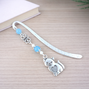 Cicás könyvjelző kék gyöngyökkel � kézzel készült ajándék állatbarátoknak, macskakedvelőknek névnapra, születésnapra, Könyv & Zene, Könyvjelző, Ékszerkészítés, Gyöngyfűzés, gyöngyhímzés, MESKA