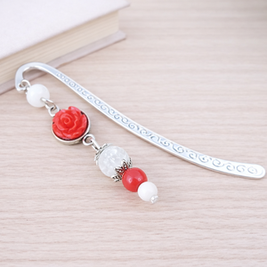 Piros rózsás könyvjelző - Anyák napi apró figyelmesség #63, Könyv & Zene, Könyvjelző, Ékszerkészítés, Gyöngyfűzés, gyöngyhímzés, MESKA