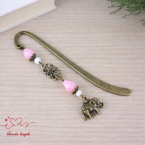 Elefánt medálos könyvjelző rózsaszín gyöngyökkel � szerencsét hozó ajándék, Könyv & Zene, Könyvjelző, Ékszerkészítés, Gyöngyfűzés, gyöngyhímzés, MESKA