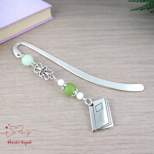 Zöld könyv charmos könyvjelző � pedagógusnapi és évzáró ajándék, Könyv & Zene, Könyvjelző, Ékszerkészítés, Gyöngyfűzés, gyöngyhímzés, MESKA