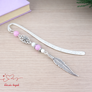 Toll charm könyvjelző � halványlila gyöngyökkel, pedagógusnapi ajándék, Könyv & Zene, Könyvjelző, Ékszerkészítés, Gyöngyfűzés, gyöngyhímzés, MESKA