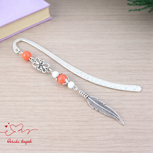 Toll charm könyvjelző � narancs gyöngyökkel, pedagógusnapi ajándék, Könyv & Zene, Könyvjelző, Ékszerkészítés, Gyöngyfűzés, gyöngyhímzés, MESKA