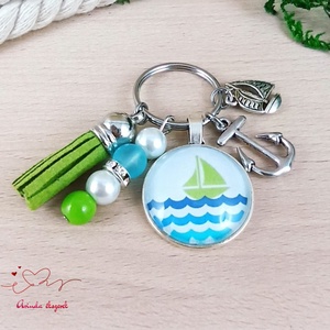 Vitorlás hajó mintás üveglencsés kulcstartó zöld bojttal � tengerész ajándék - táska & tok - kulcstartó & táskadísz - kulcstartó - Meska.hu