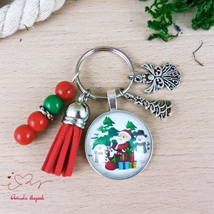 Karácsonyi Mikulás mintás üveglencsés kulcstartó piros bojttal � ünnepi ajándék - táska & tok - kulcstartó & táskadísz - kulcstartó - Meska.hu