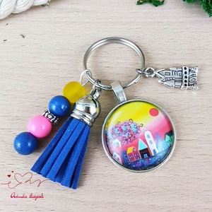 Naplemente színes városkás üveglencsés kulcstartó kék bojttal � vidám ajándék lányoknak - Meska.hu