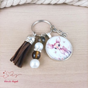 Cuki őzikés üveglencsés kulcstartó barna bojttal � kedves ajándék kislányoknak - táska & tok - kulcstartó & táskadísz - kulcstartó - Meska.hu