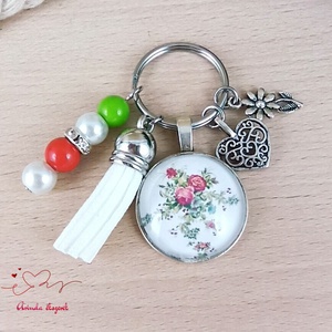 Vintage rózsalugas üveglencsés kulcstartó fehér bojttal � elegáns virágos ajándék nőknek - táska & tok - kulcstartó & táskadísz - kulcstartó - Meska.hu