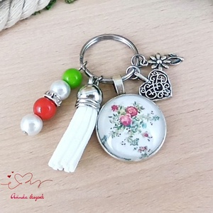 Vintage rózsalugas üveglencsés kulcstartó fehér bojttal � elegáns virágos ajándék nőknek - táska & tok - kulcstartó & táskadísz - kulcstartó - Meska.hu