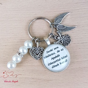 Senki sem tökéletes, de az Apukák idézetes üveglencsés kulcstartó � ajándék apának, Táska & Tok, Kulcstartó & Táskadísz, Kulcstartó, Ékszerkészítés, Gyöngyfűzés, gyöngyhímzés, MESKA