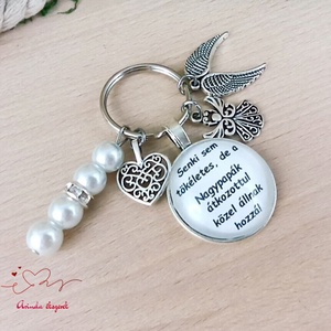 Senki sem tökéletes, de a Nagypapák idézetes üveglencsés kulcstartó � ajándék papának - táska & tok - kulcstartó & táskadísz - kulcstartó - Meska.hu