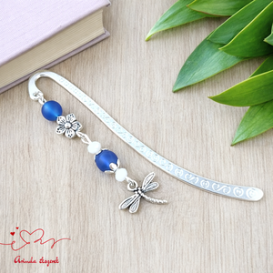 Szitakötő charm könyvjelző óvónéninek évzáróra � sötétkék gyöngyökkel, Könyv & Zene, Könyvjelző, Ékszerkészítés, Gyöngyfűzés, gyöngyhímzés, MESKA