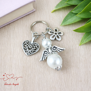 Fehér angyalkás kulcstartó - tanár búcsúajándék, pedagógus ajándék évzáróra, Táska & Tok, Kulcstartó & Táskadísz, Kulcstartó, Ékszerkészítés, Gyöngyfűzés, gyöngyhímzés, MESKA
