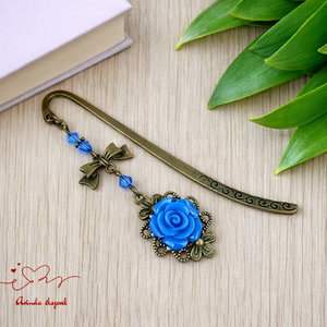 Sötétkék rózsás könyvjelző - Anyák napi apró figyelmesség #79, Könyv & Zene, Könyvjelző, Ékszerkészítés, Gyöngyfűzés, gyöngyhímzés, MESKA