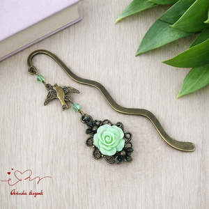 Menta rózsás könyvjelző - Anyák napi apró figyelmesség #67, Könyv & Zene, Könyvjelző, Ékszerkészítés, Gyöngyfűzés, gyöngyhímzés, MESKA