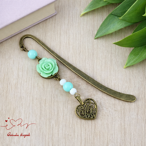 Menta rózsás könyvjelző - Anyák napi apró figyelmesség #66, Könyv & Zene, Könyvjelző, Ékszerkészítés, Gyöngyfűzés, gyöngyhímzés, MESKA