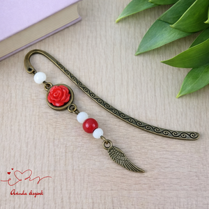 Piros rózsás könyvjelző - Anyák napi apró figyelmesség #60, Könyv & Zene, Könyvjelző, Ékszerkészítés, Gyöngyfűzés, gyöngyhímzés, MESKA