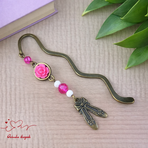 Pink rózsás könyvjelző - Anyák napi apró figyelmesség #90, Könyv & Zene, Könyvjelző, Ékszerkészítés, Gyöngyfűzés, gyöngyhímzés, MESKA