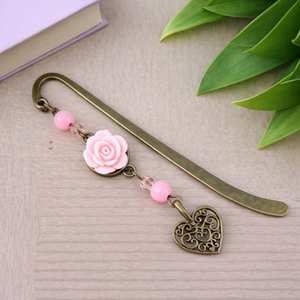 Rózsaszín rózsás könyvjelző - Anyák napi apró figyelmesség #25, Könyv & Zene, Könyvjelző, Ékszerkészítés, Gyöngyfűzés, gyöngyhímzés, MESKA