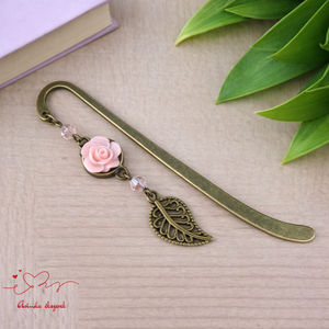 Rózsaszín rózsás könyvjelző - Anyák napi apró figyelmesség #24, Könyv & Zene, Könyvjelző, Ékszerkészítés, Gyöngyfűzés, gyöngyhímzés, MESKA